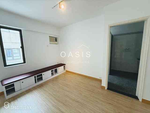 Chung Hom Kok - 19-25, Horizon Drive 07