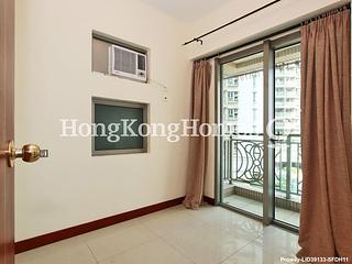Kennedy Town - The Merton 05