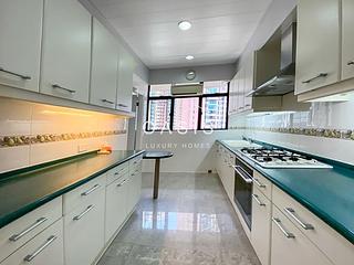 Mid Levels Central - Clovelly Court 06