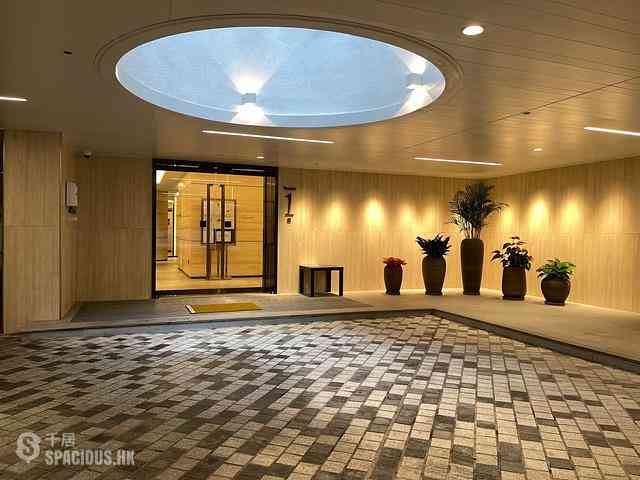 Mid Levels Central - Tregunter Block 1 16