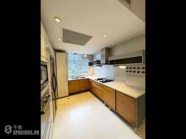 Mid Levels Central - Tregunter Block 1 14