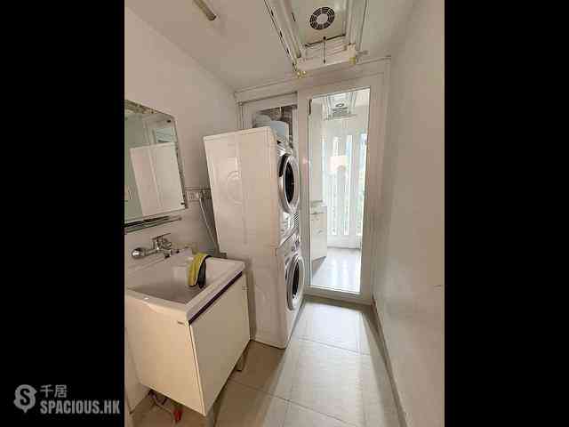 Mid Levels Central - Tregunter Block 1 15