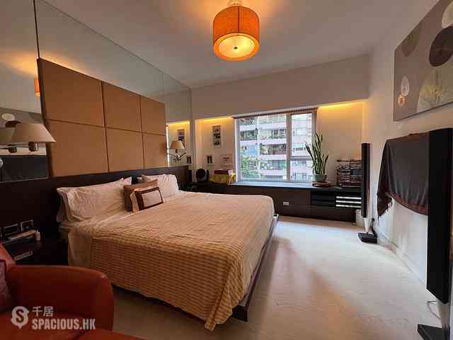 Mid Levels Central - Yale Lodge 06