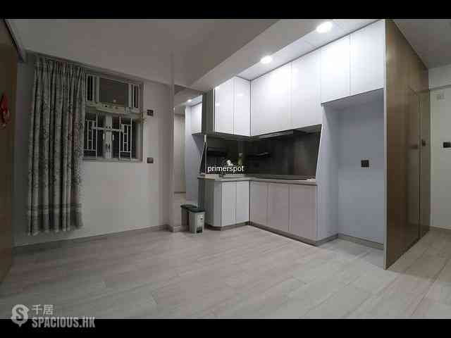 Wan Chai - Everwin Mansion 02