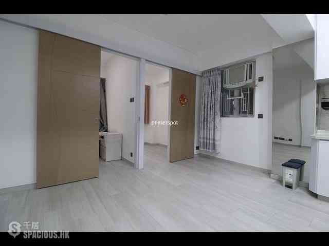 Wan Chai - Everwin Mansion 07