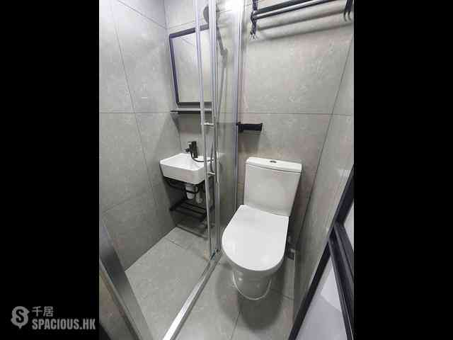 Mong Kok - Sincere House 05