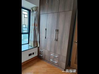 Fortress Hill - Le Sommet Block 2 03