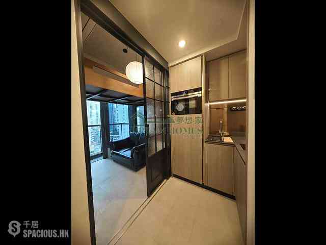 Sai Ying Pun - 9 Eastern Street 03