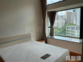 Fortress Hill - Le Sommet Block 2 06