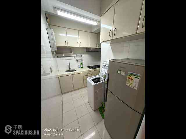Kennedy Town - Pearl Court 08