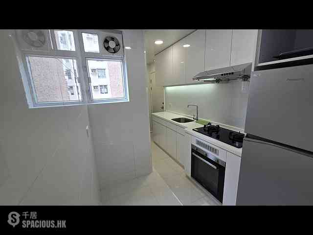 Sai Ying Pun - Po Lam Court 05