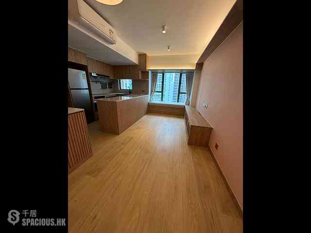 Tai Kok Tsui - Park Avenue Phase 1 Block 9 01