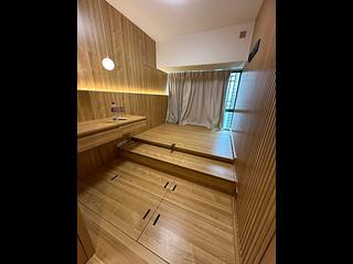 Tai Kok Tsui - Park Avenue Phase 1 Block 9 03