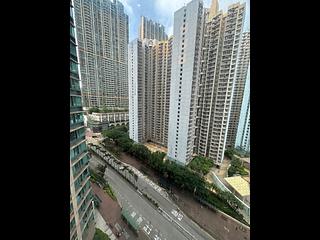 Tai Kok Tsui - Park Avenue Phase 1 Block 9 08