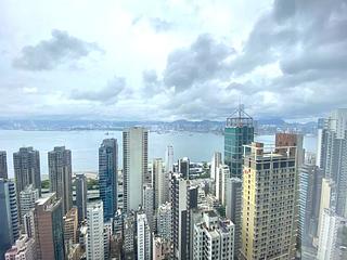 Sai Ying Pun - Island Crest 04