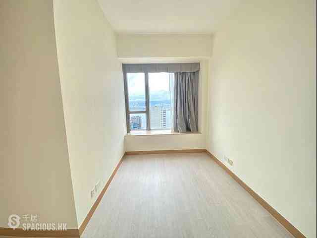 Sai Ying Pun - Island Crest 05