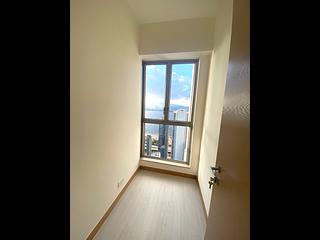 Sai Ying Pun - Island Crest 08