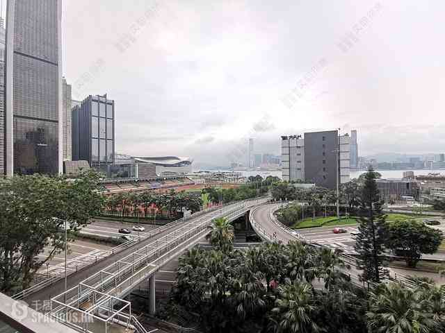 Wan Chai - The Gloucester 04