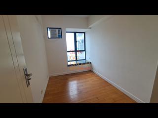 Mid Levels Central - Vantage Park 06