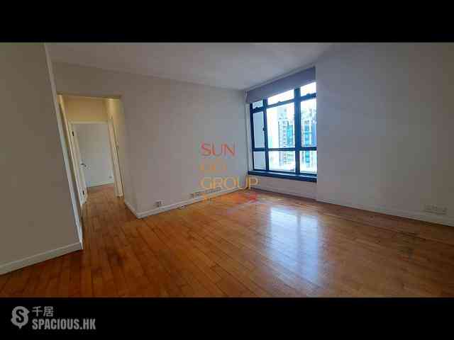Mid Levels Central - Vantage Park 02