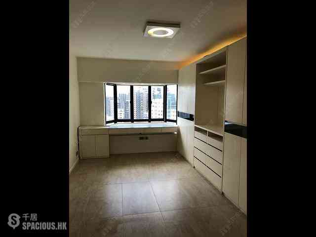 Mid Levels West - Kingsford Height 04