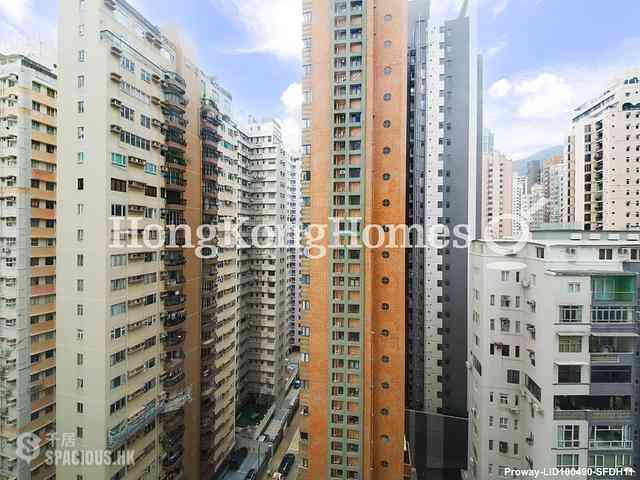 Jardines Lookout - Elegant Court 02
