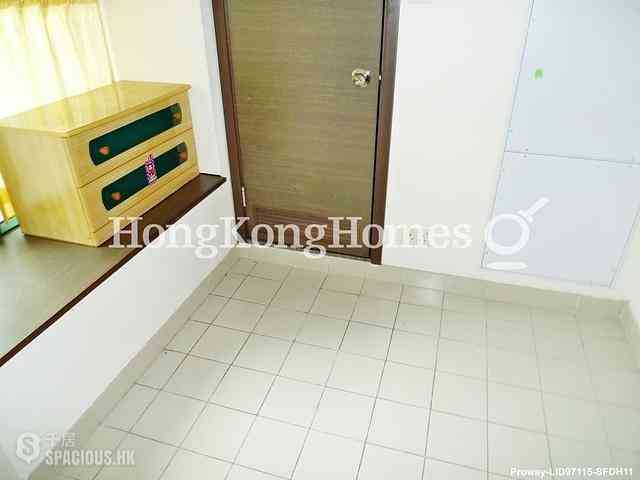 Sai Wan Ho - Grand Promenade 12