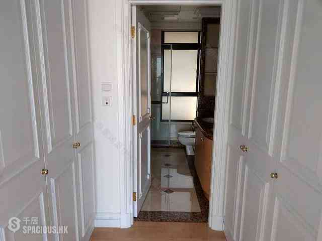 Sai Ying Pun - Kensington Hill 02