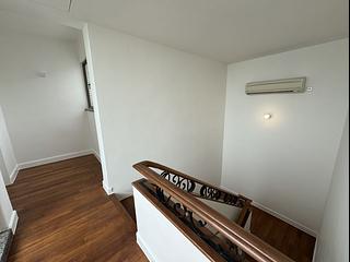 The Peak - Mount Austin Estate 19