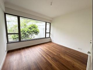 The Peak - Mount Austin Estate 17