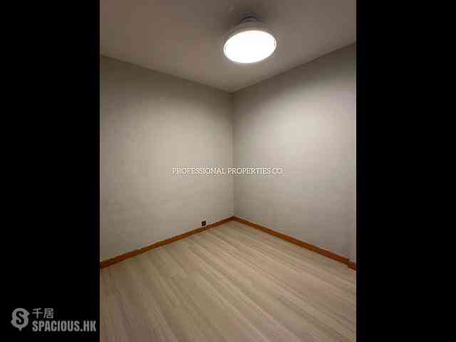Soho - Sunrise House 06