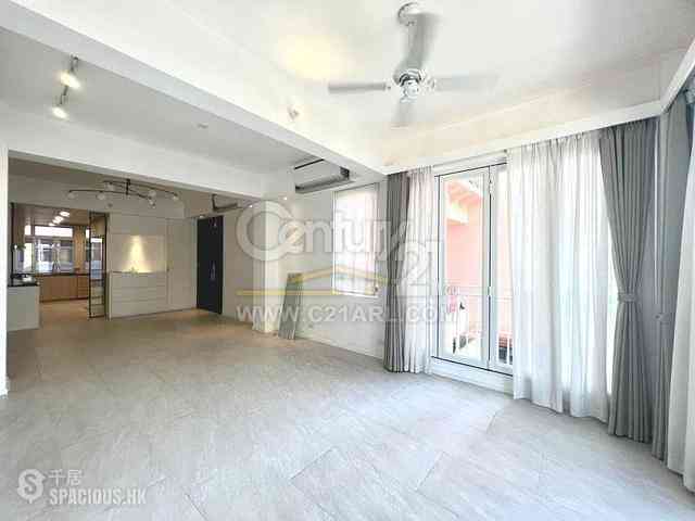 Pok Fu Lam - 18-24, Bisney Road 03