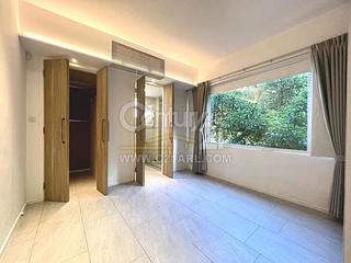 Pok Fu Lam - 18-24, Bisney Road 07