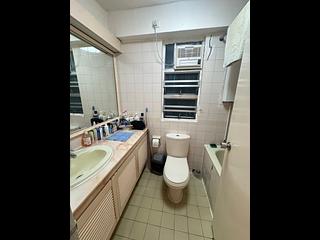 Whampoa Garden - Whampoa Garden Phase 12 Bamboo Mansions Block 6 05