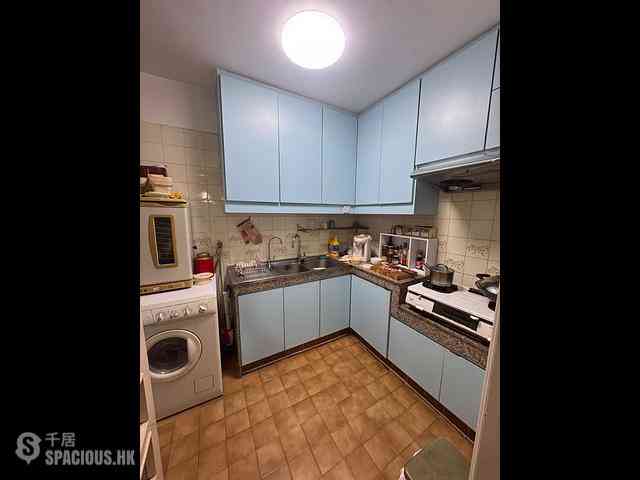 Whampoa Garden - Whampoa Garden Phase 12 Bamboo Mansions Block 6 09