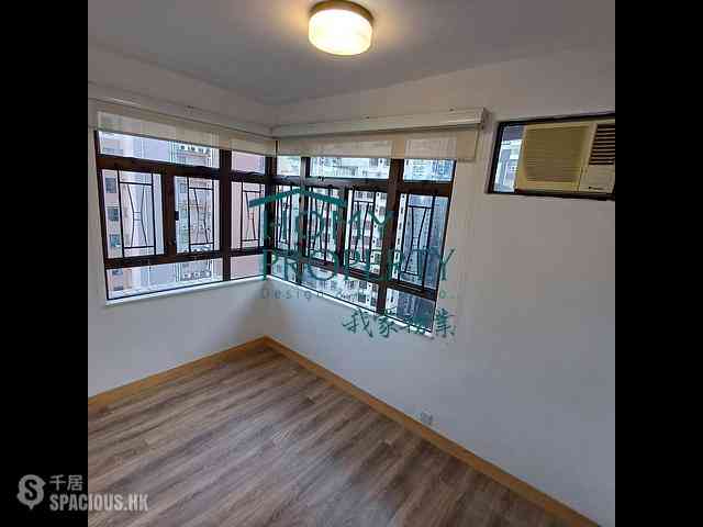 Soho - Corona Tower 01