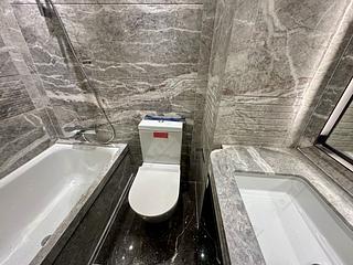 Wong Chuk Hang - The Southside Phase 3B Blue Coast Tower 2B 08