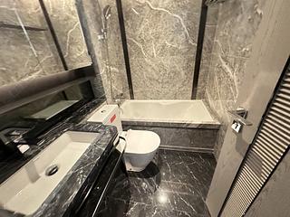 Wong Chuk Hang - The Southside Phase 3B Blue Coast Tower 2B 03