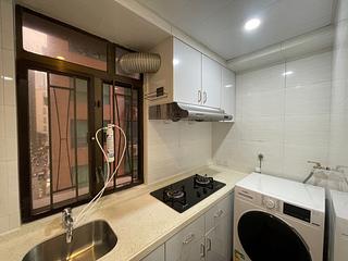 Sheung Wan - Mandarin Building (J Plus) 03