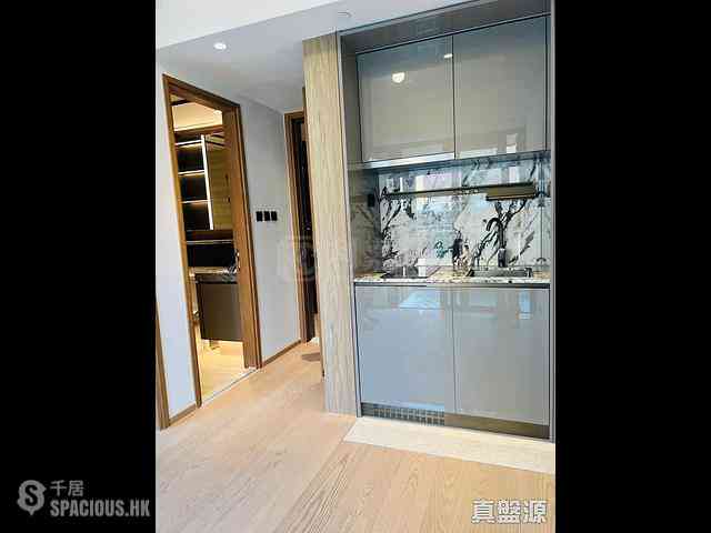 Jordan - Topside Residences 02
