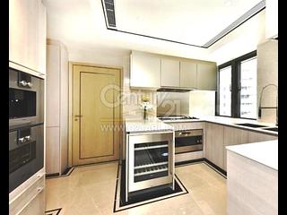 Mid Levels Central - 3, MacDonnell Road 09