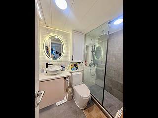Tung Chung - Caribbean Coast Phase 4 Crystal Cove Tower 15 06