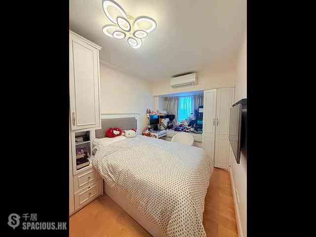 Tung Chung - Caribbean Coast Phase 4 Crystal Cove Tower 15 11