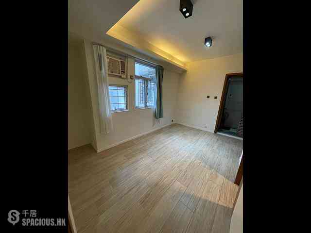 Shau Kei Wan - Hong Wah Mansion Block 2 03