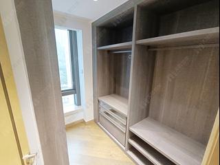 Mid Levels Central - 3, MacDonnell Road 07