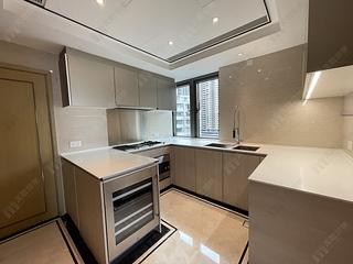 Mid Levels Central - 3, MacDonnell Road 12