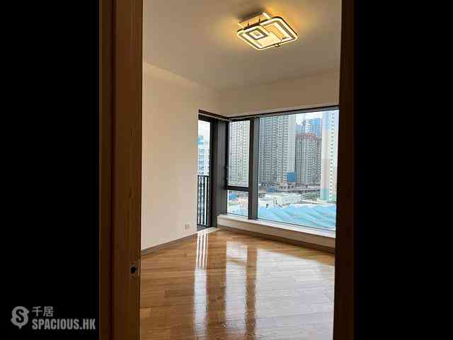 Tung Chung - The Visionary Tower 1 02