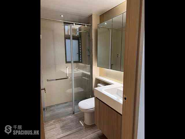 Tung Chung - The Visionary Tower 1 11