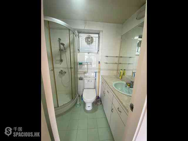 Sai Wan Ho - Lei King Wan Sites C Block 12 Yee Yun Mansion 08