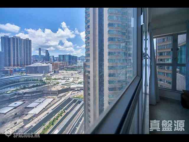 West Kowloon - The Waterfront Phase 2 07